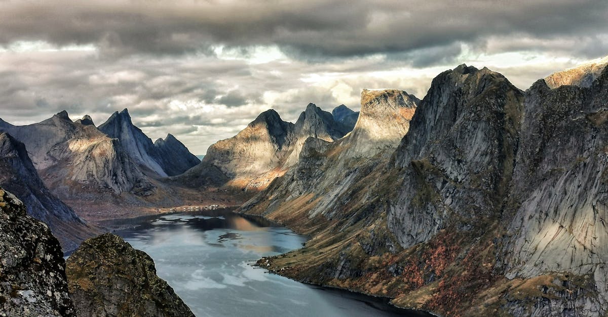découvrez des expériences de voyage inoubliables à travers le monde. explorez des destinations uniques, vivez des aventures authentiques et créez des souvenirs mémorables grâce à nos recommandations personnalisées.