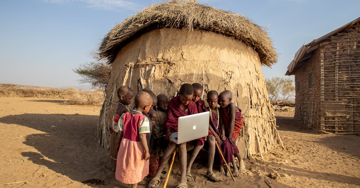 découvrez les initiatives de développement communautaire qui renforcent le tissu social, favorisent l'inclusion et améliorent la qualité de vie des habitants. explorez des projets innovants qui mobilisent les ressources locales et encouragent la participation citoyenne.