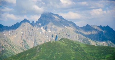 Guide complet pour un backpacking durable : conseils et astuces