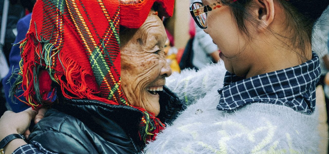 découvrez l'importance des échanges culturels dans notre société moderne. apprenez comment ces interactions enrichissent nos vies, favorisent la compréhension mutuelle et ouvrent de nouvelles perspectives sur le monde.