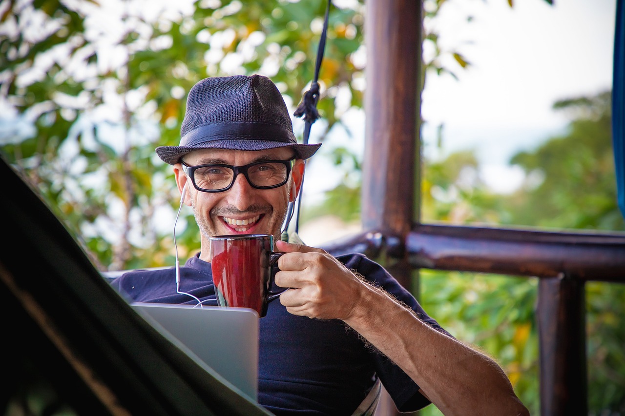 découvrez le mode de vie des digital nomads, ces travailleurs indépendants qui allient voyage et travail à distance. apprenez comment organiser votre quotidien, choisir vos destinations et profiter pleinement de cette expérience unique tout en développant votre carrière.