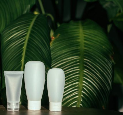 découvrez l'importance du packaging minimaliste : une approche élégante et écologique qui réduit les déchets tout en mettant en valeur vos produits. adoptez une esthétique simple et durable pour séduire vos clients tout en respectant l'environnement.