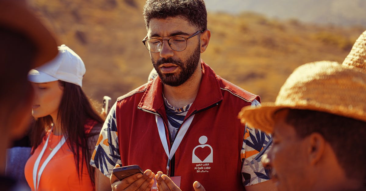 découvrez le concept d'efficacité sociale et son impact sur les interactions humaines. apprenez comment améliorer votre capacité à influencer positivement votre communauté et à favoriser des relations harmonieuses.