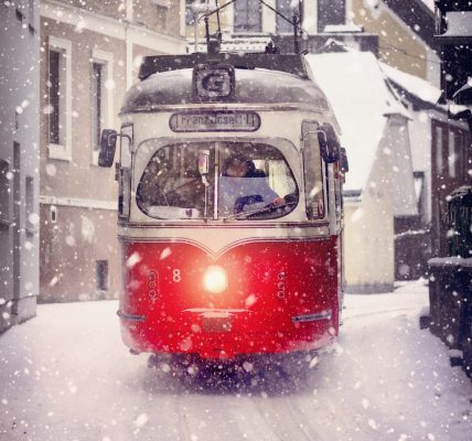 découvrez les solutions de transport durable qui allient respect de l'environnement et efficacité. apprenez comment améliorer votre mobilité et réduire votre empreinte carbone grâce à des options innovantes et responsables.