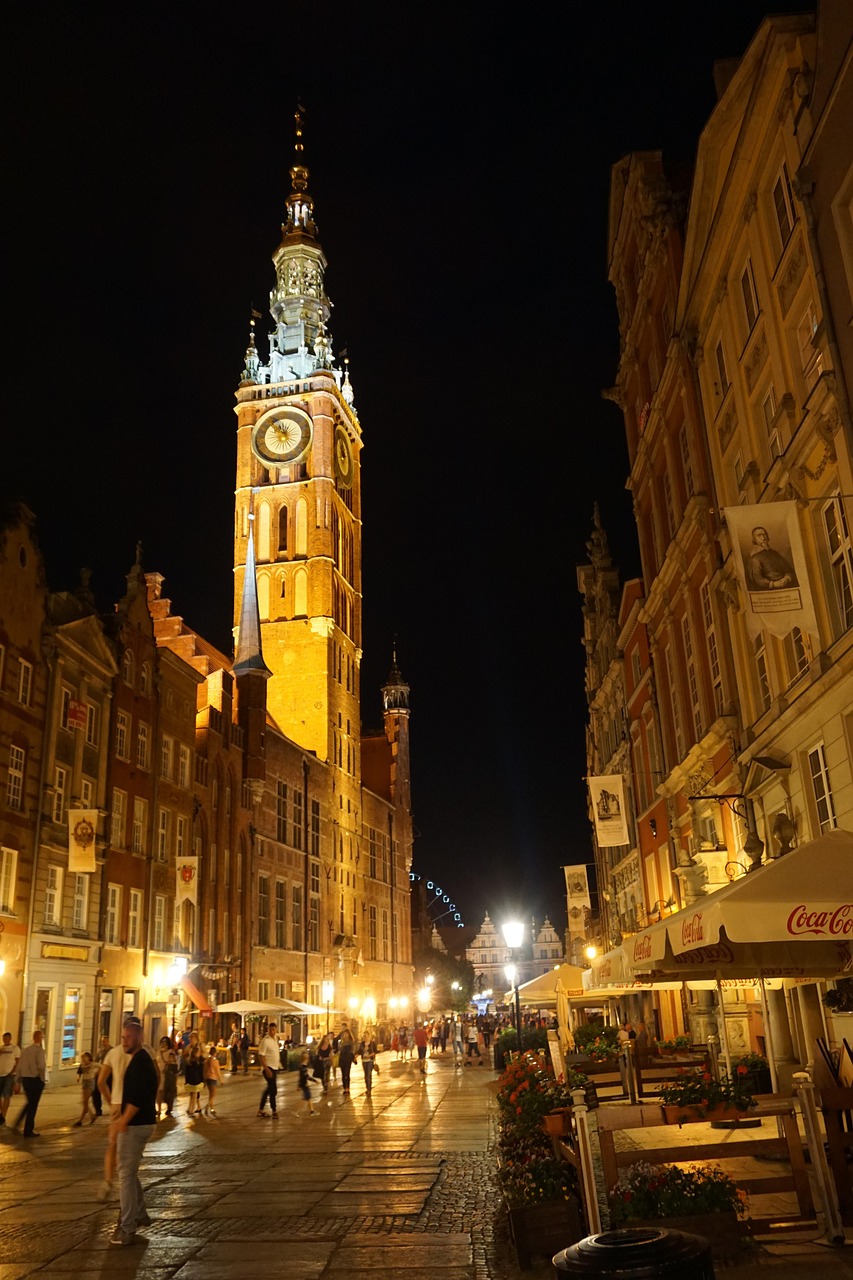 découvrez le plaisir d'un city break inoubliable ! évadez-vous le temps d'un week-end dans une nouvelle ville, explorez ses merveilles culturelles, savourez sa gastronomie locale et plongez dans son ambiance unique. parfait pour les amateurs d'aventures urbaines !