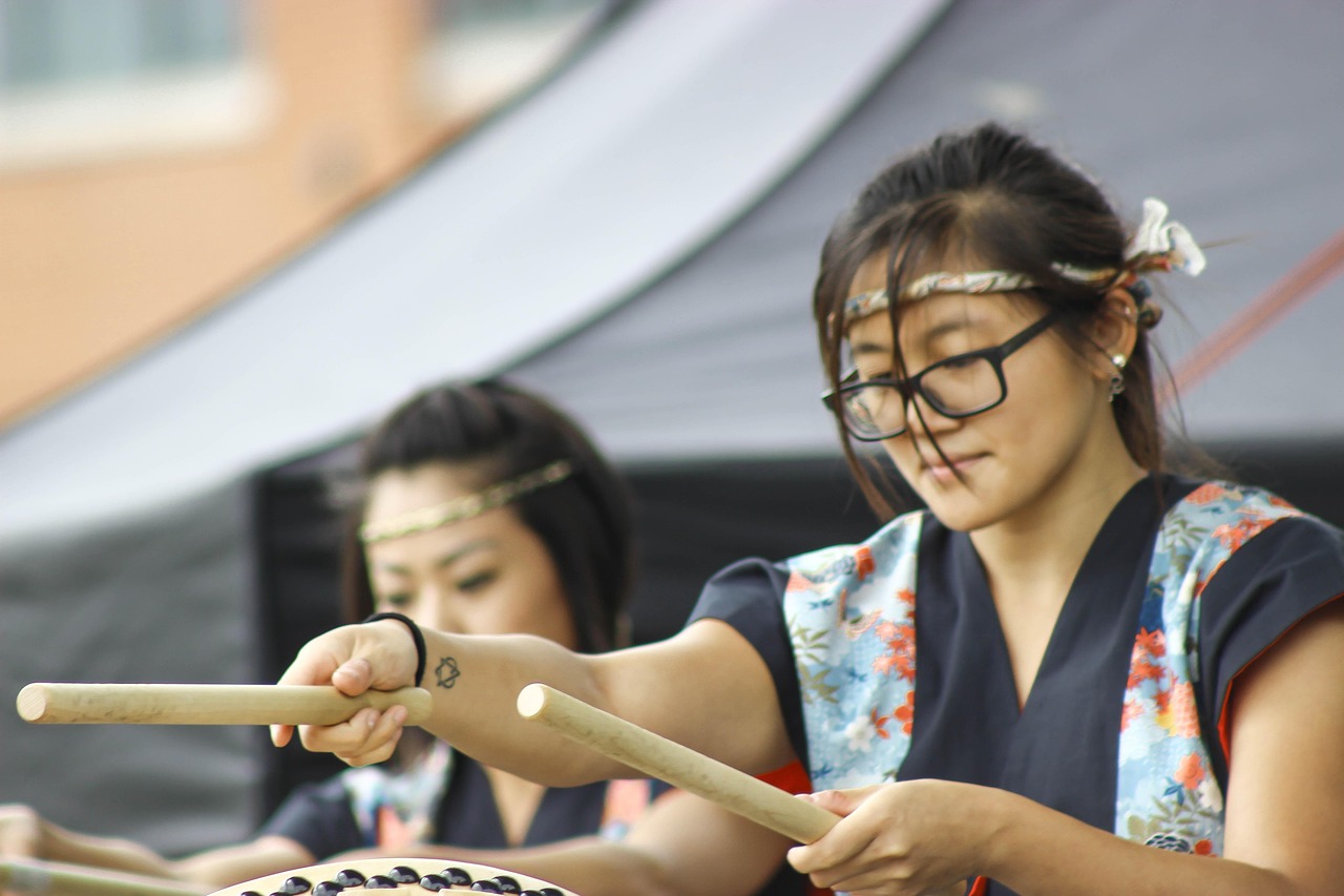 découvrez une sélection d'événements culturels captivants qui célèbrent la diversité artistique et l'enrichissement culturel. participez à des festivals, des expositions, des concerts et bien plus encore, pour une immersion totale dans la culture de votre région. ne manquez pas l'occasion de vivre des expériences uniques et mémorables !