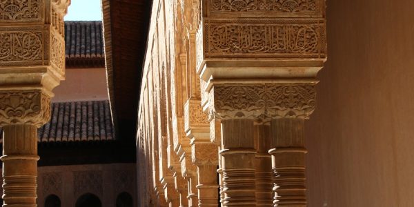 découvrez des paysages époustouflants et enrichissez vos connaissances avec notre visite guidée. explorez des lieux emblématiques accompagnés d'un guide expert, garantissant une expérience inoubliable et immersive.