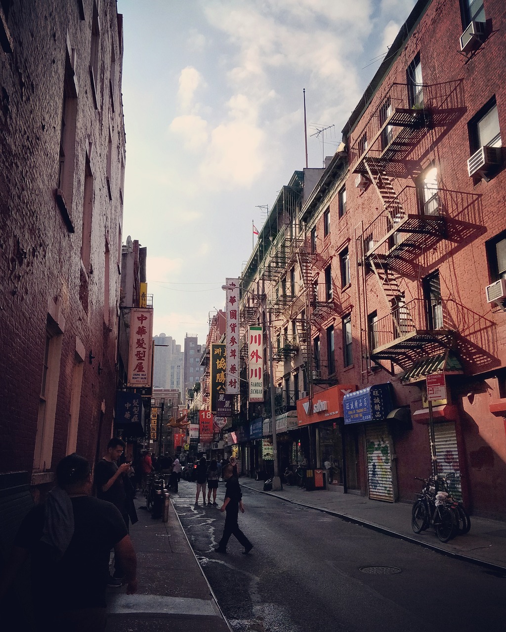 découvrez les quartiers fascinants et diversifiés qui composent notre ville. explorez les cultures, les attractions et les communautés qui rendent chaque voisinage unique et accueillant.