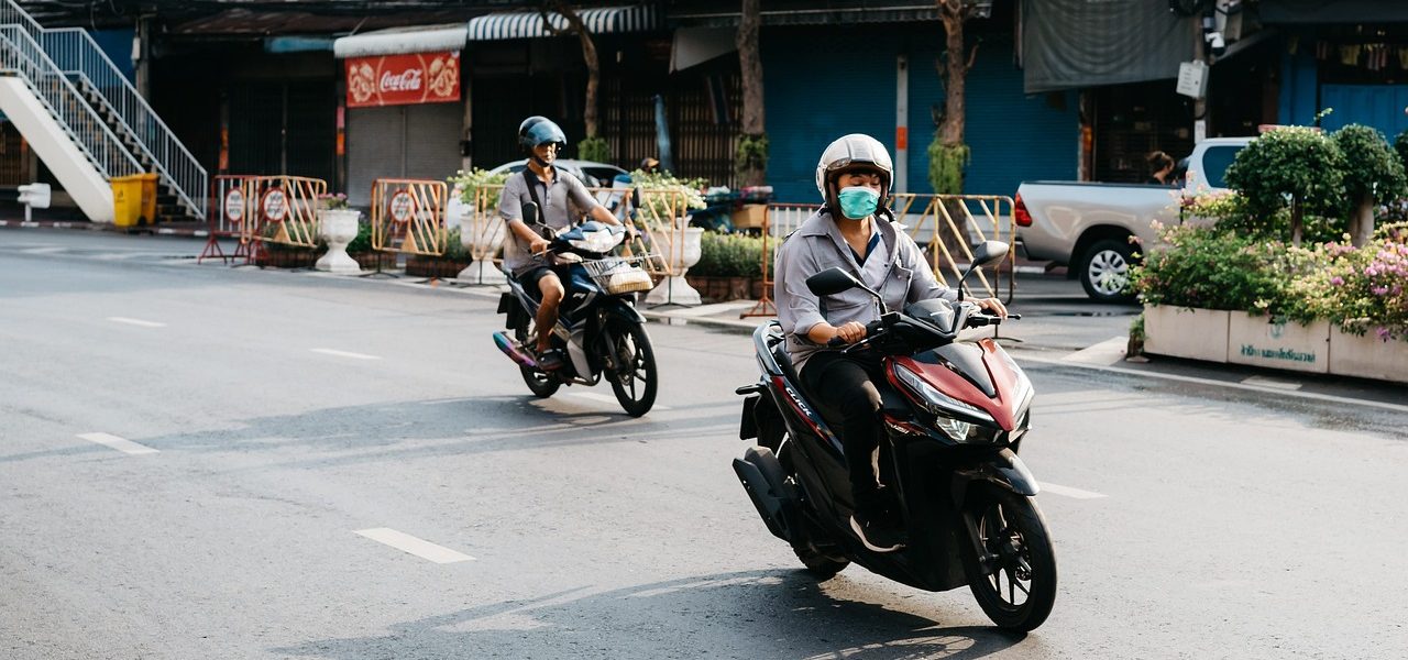 découvrez des solutions de mobilité urbaine durables qui améliorent la qualité de vie en ville. explorez les initiatives écologiques, les transports en commun innovants et les alternatives de déplacement respectueuses de l'environnement pour un avenir urbain plus vert.