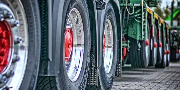 découvrez des solutions de transport alternatives pour un avenir durable. explorez les options éco-responsables, du covoiturage aux transports en commun, et transformez vos trajets quotidiens en choix respectueux de l'environnement.