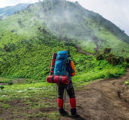 découvrez l'art de la photographie de voyage, une passion qui capture les paysages époustouflants, les cultures diverses et les moments inoubliables à travers le monde. apprenez des conseils et des techniques pour immortaliser vos aventures et partager votre vision unique.