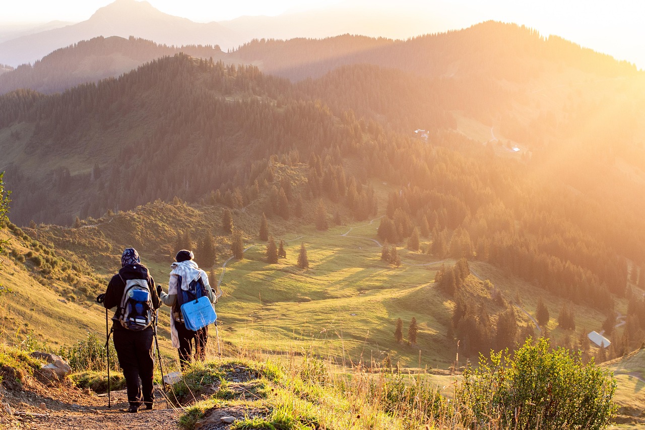 découvrez l'urban trekking, une aventure unique qui combine randonnée et exploration des villes. partez à la conquête des rues, des parcs et des lieux emblématiques tout en profitant de la culture urbaine. une expérience enrichissante pour les amateurs de plein air et de découvertes urbaines!