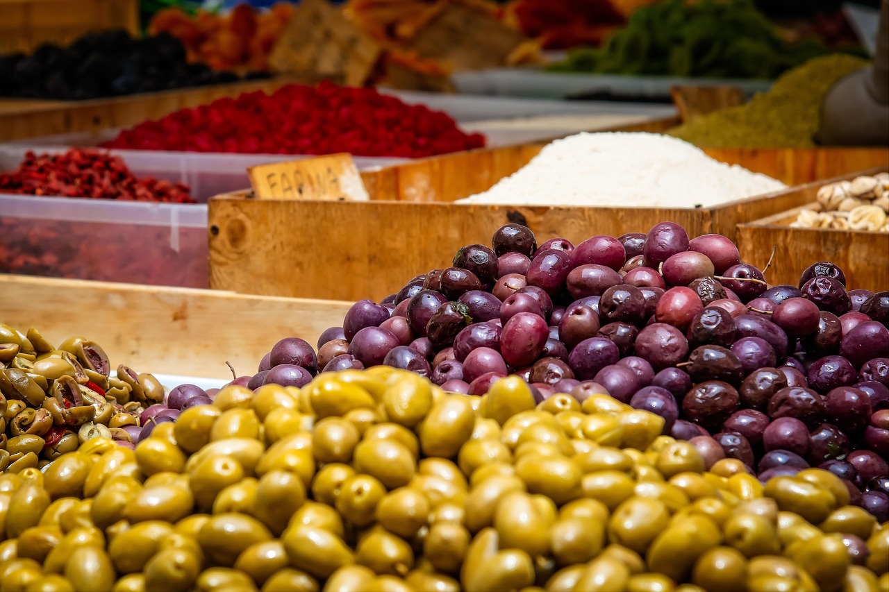 découvrez les producteurs locaux et leur savoir-faire unique. apprenez à connaître les artisans de votre région qui cultivent, fabriquent et offrent des produits frais, de qualité et respectueux de l'environnement. soutenez l'économie locale tout en savourant des délices authentiques !