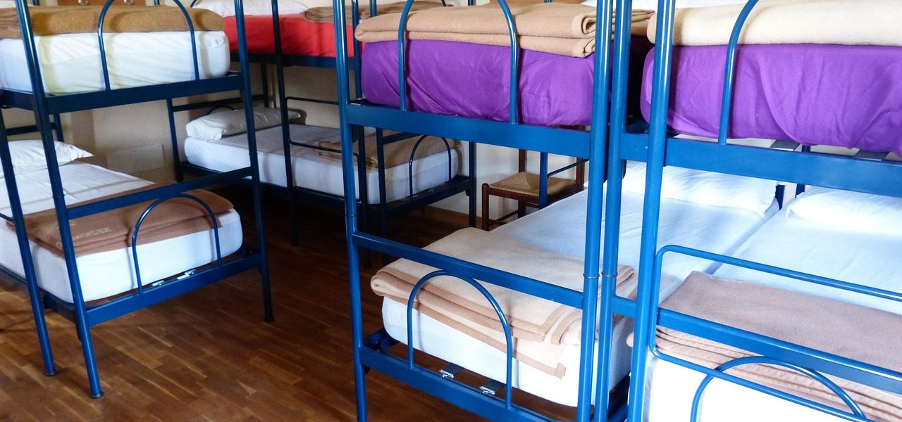 découvrez l'hébergement partagé, une solution économique et conviviale pour vivre en communauté. parfait pour les étudiants ou professionnels en déplacement, explorez des options d'appartements et de maisons à partager tout en tissant des liens et en partageant des expériences.