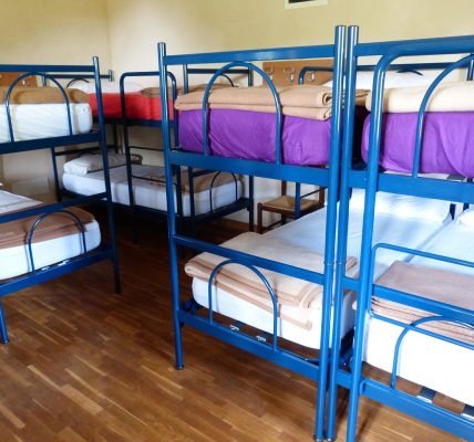 découvrez l'hébergement partagé, une solution économique et conviviale pour vivre en communauté. parfait pour les étudiants ou professionnels en déplacement, explorez des options d'appartements et de maisons à partager tout en tissant des liens et en partageant des expériences.