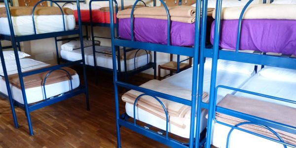 découvrez l'hébergement partagé, une solution économique et conviviale pour vivre en communauté. parfait pour les étudiants ou professionnels en déplacement, explorez des options d'appartements et de maisons à partager tout en tissant des liens et en partageant des expériences.