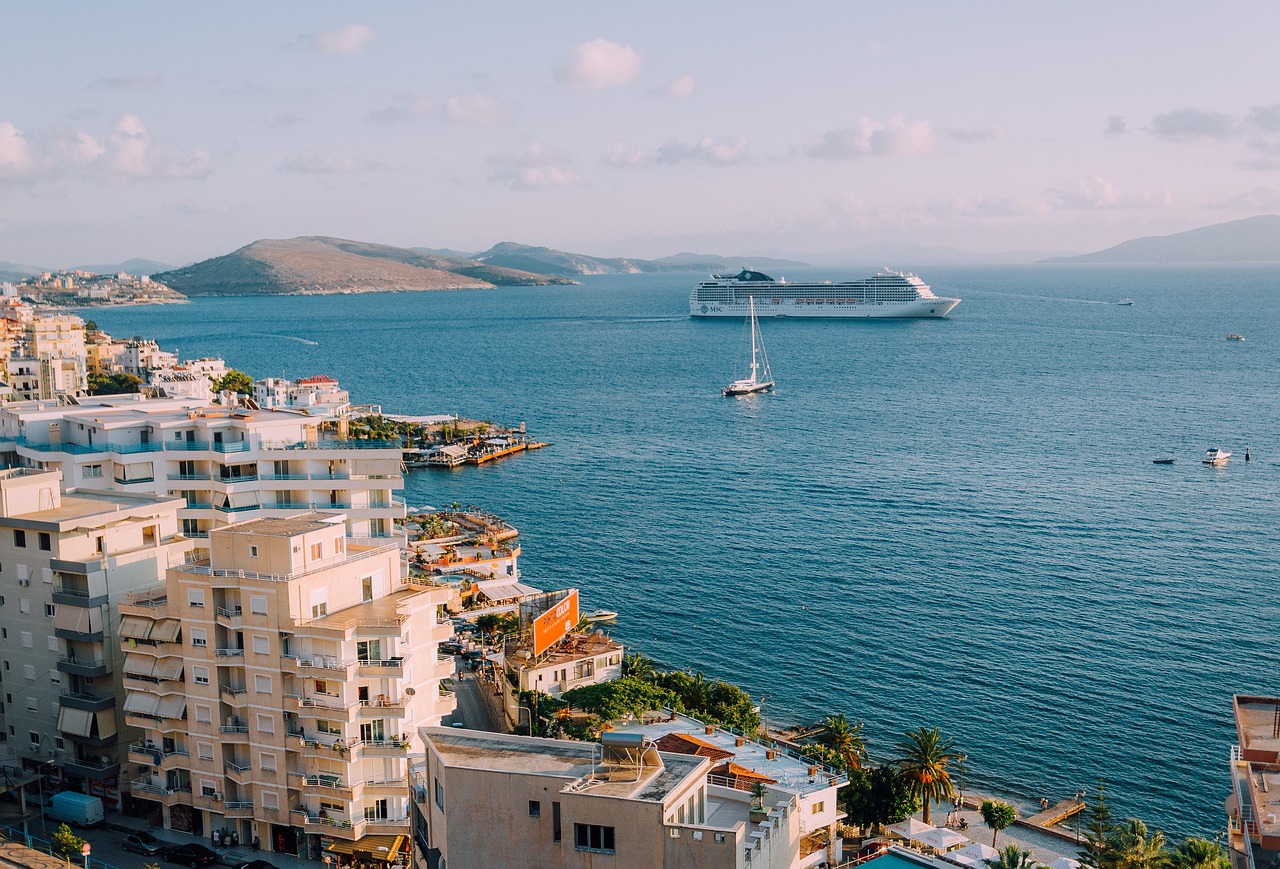 découvrez des croisières durables qui allient aventure et respect de l'environnement. embarquez pour une expérience inoubliable tout en préservant la beauté des océans et des écosystèmes marins.