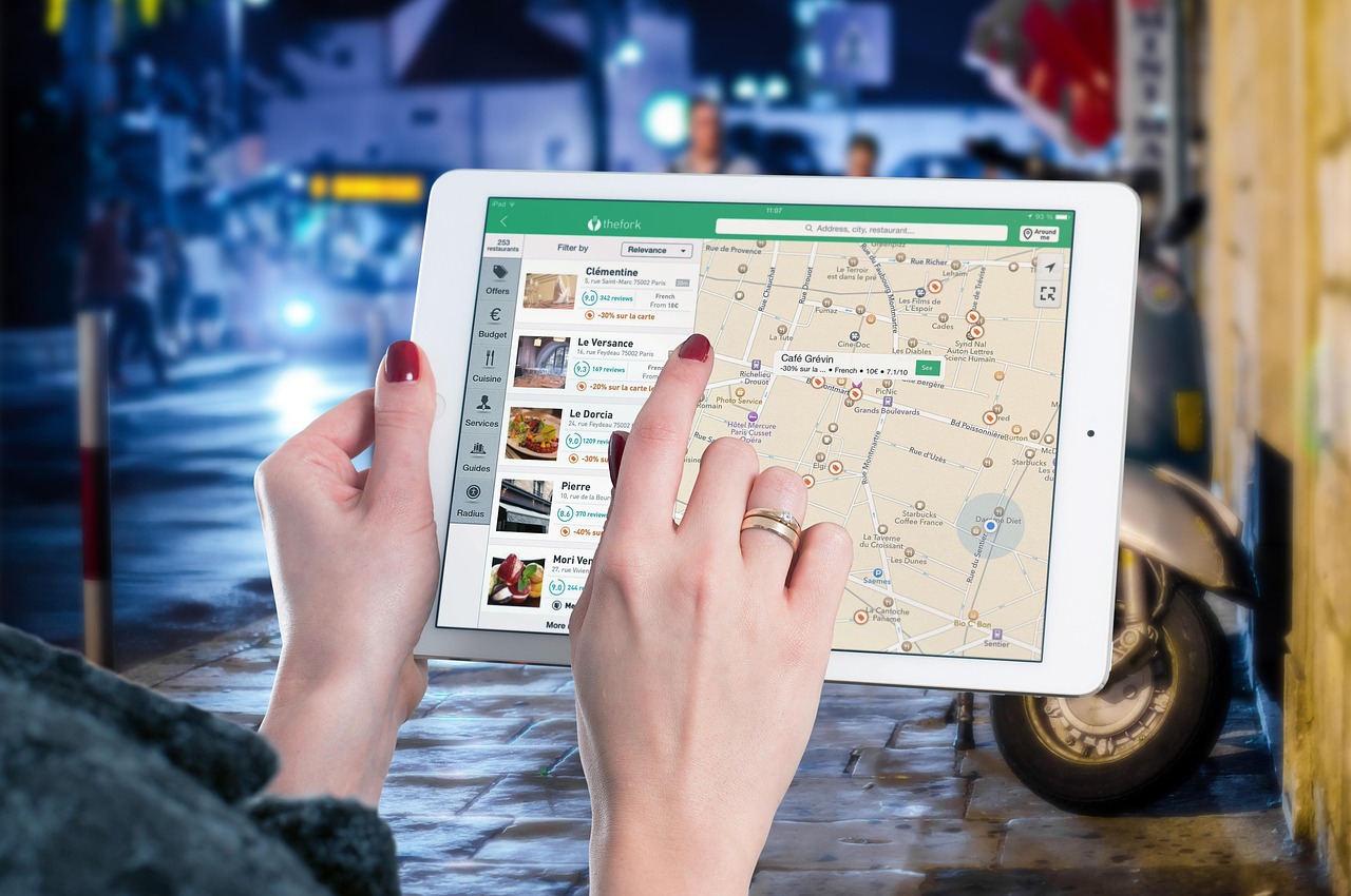 découvrez notre application de voyage qui transforme votre façon d'explorer le monde ! planifiez, réservez et partagez vos aventures en toute simplicité avec des fonctionnalités innovantes et des recommandations personnalisées. embarquez pour un voyage inoubliable dÚs maintenant !
