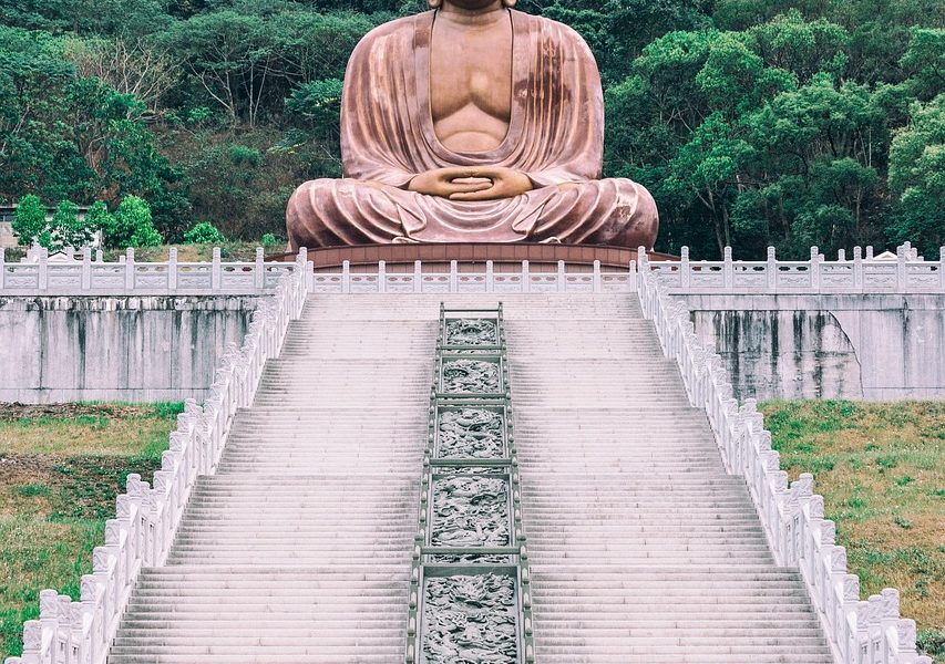 découvrez comment allier voyages et méditation pour enrichir votre esprit et votre bien-être. explorez des destinations inspirantes tout en pratiquant des techniques de méditation qui apaisent l'esprit et nourrissent l'âme.