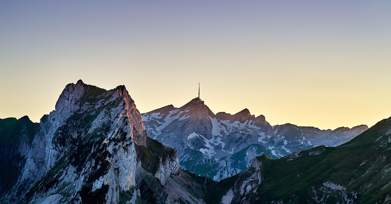découvrez des aventures passionnantes, des récits captivants et des conseils pour vivre des expériences inoubliables. explorez le monde de l’aventure, que ce soit en voyage, sport ou exploration naturelle.