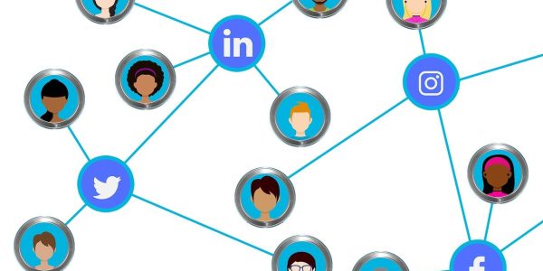 découvrez comment renforcer l’engagement communautaire grâce à des stratégies efficaces, des conseils pratiques et des exemples inspirants pour créer des liens solides au sein de votre communauté.