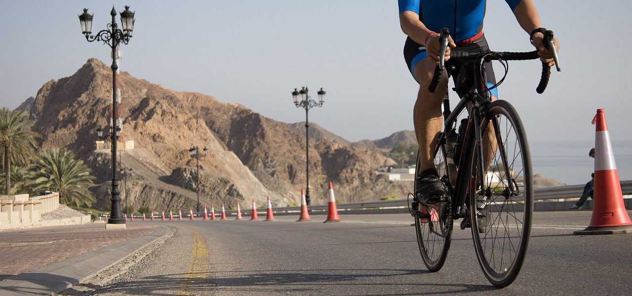 découvrez le monde du cyclisme : conseils, actualités, équipements et astuces pour pratiquer le vélo en toute liberté, que vous soyez débutant ou passionné !