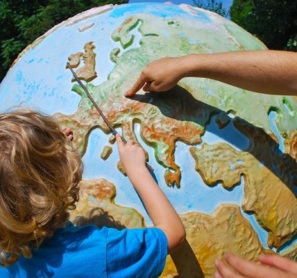 découvrez des leçons de voyage inspirantes pour mieux comprendre le monde, développer vos compétences d’aventurier et profiter pleinement de chaque expérience à l’étranger.