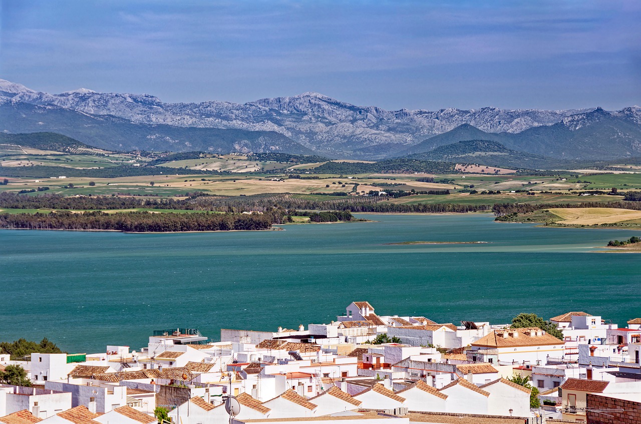 découvrez le tourisme communautaire : une expérience authentique où vous explorez les cultures locales, soutenez les communautés et vivez des moments uniques au cœur des traditions.